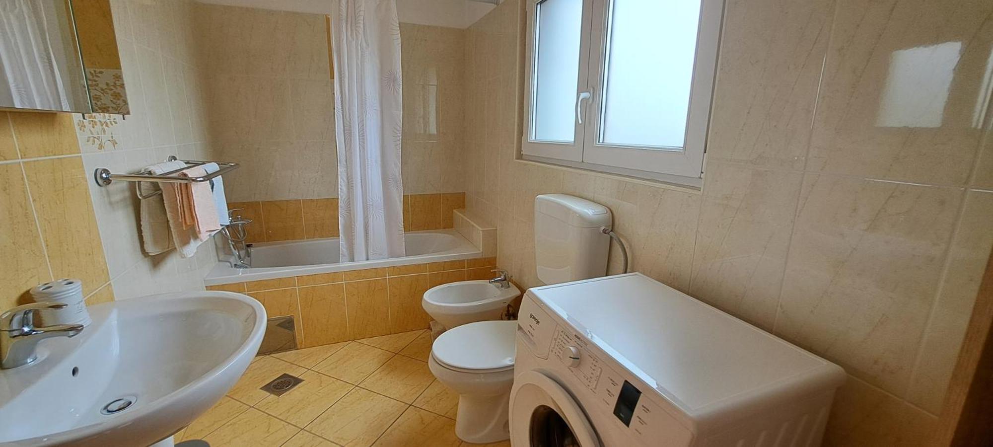 Apartment Jelka Malinska Bagian luar foto
